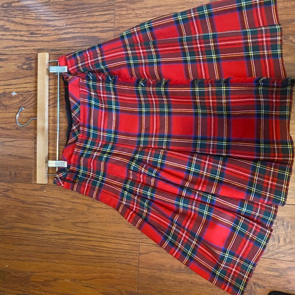 Dolce and gabbana sz 40 skirt